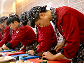 ��������