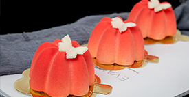 �¶������ѧУѧ����Ʒ