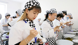 Ů��ѧʲô��